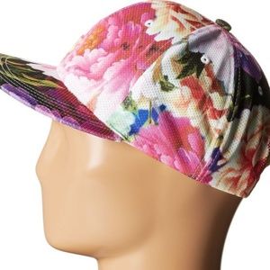 NWT Steve Madden Floral Snapback Baseball Cap Hat